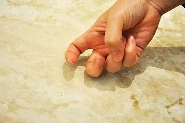 蒂贝贝尔瓷砖背胶